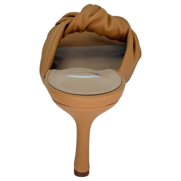 Journee Collection Diorra Tan Faux Leather Womens Heels Size 7.5M - Picture 4 of 10